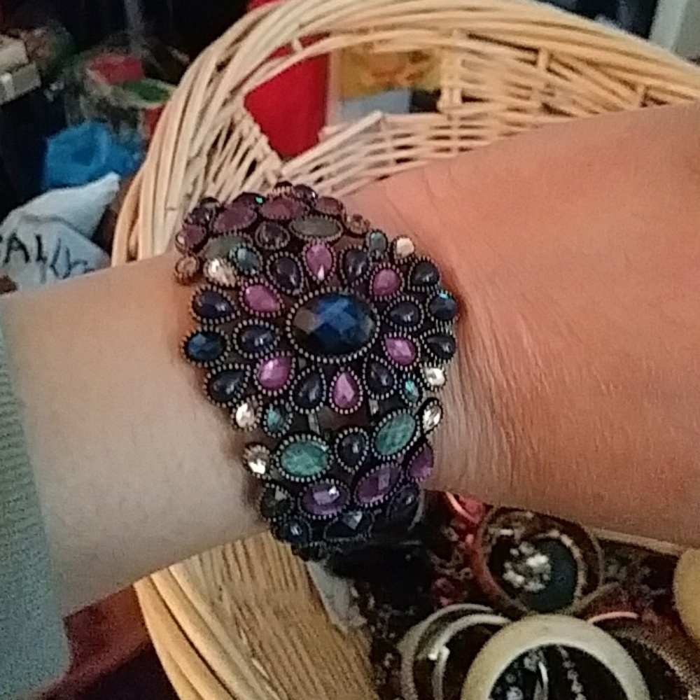 Bracelets clear out